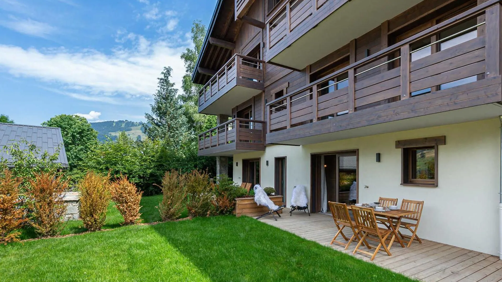 Appartement A Megeve Avec Espace Bien-Etre, Piscine, Sauna Et Salle De Sport - Fr-1-569-35